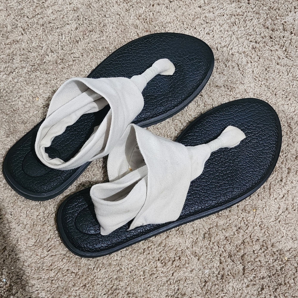 Sanuk Sandals